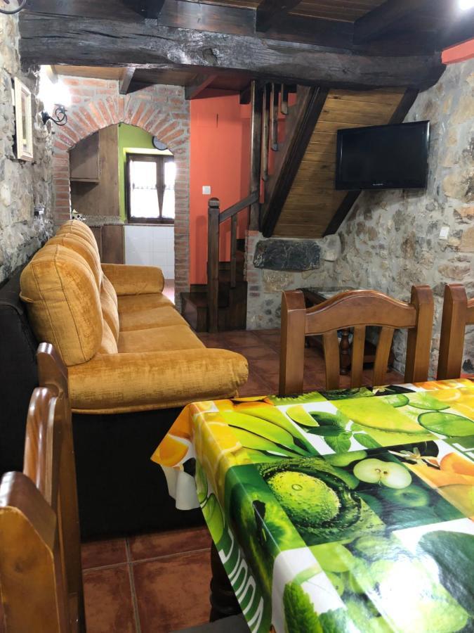 Villanueva de Pria Vivienda Vacacional El Navariegu 1 מראה חיצוני תמונה
